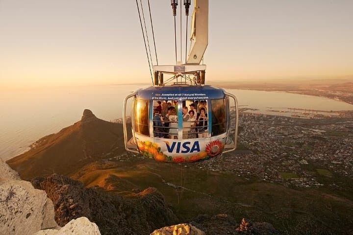 Table Mountain, Boulders Penguins & Cape Point: Full-Day Small Group Tour from Cape Town