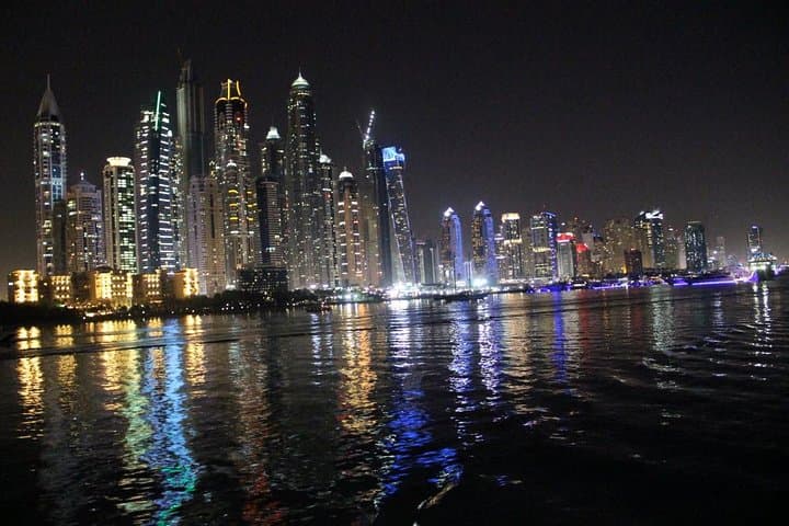 Moonlit Houseboat Dinner Cruise in Dubai Marina photo 3