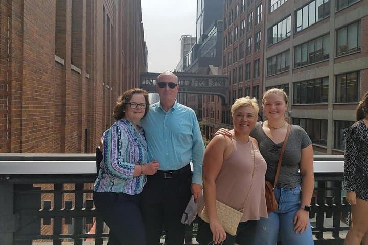 Private Meatpacking District, Chelsea Market & High Line Walking Tour — NYC Food, Fashion & History Walk photo 4