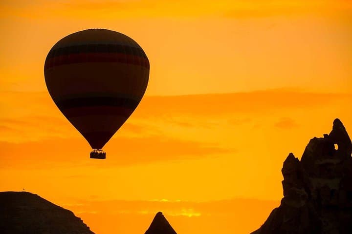 Sunrise Hot Air Balloon Flight Over Cappadocia's Göreme Valleys photo 2