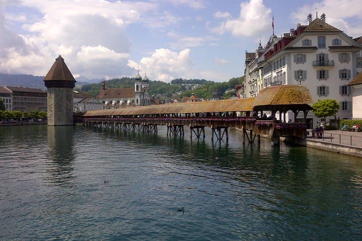 Lucerne Small-Group Walking Tour and Lake Lucerne Cruise — Half-Day Highlights photo 4