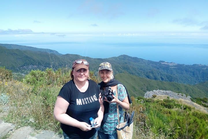 Pico do Areeiro to Pico Ruivo (PR1) — Madeira Ridge Hike photo 3