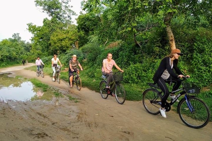 Taj Nature & Countryside Bike Tour: Quiet Paths and Unexpected Taj Views photo 3