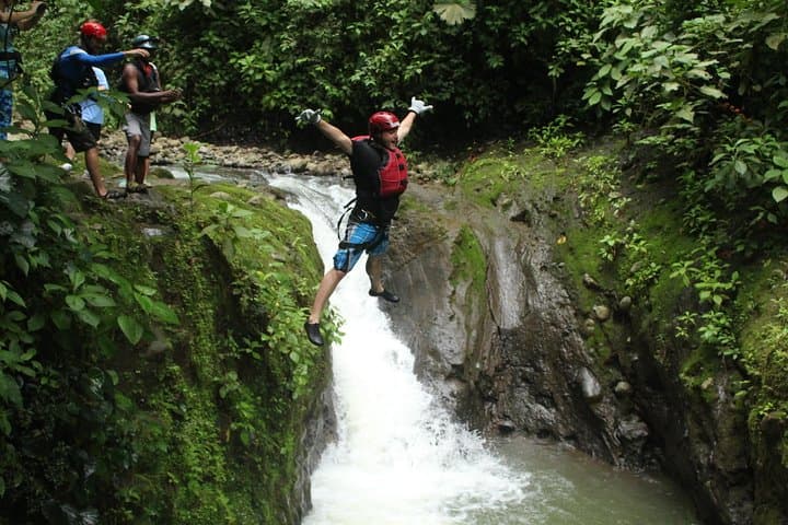 Gravity Falls Waterfall Jumping Canyoning: La Fortuna Extreme Canyoning Adventure photo 6