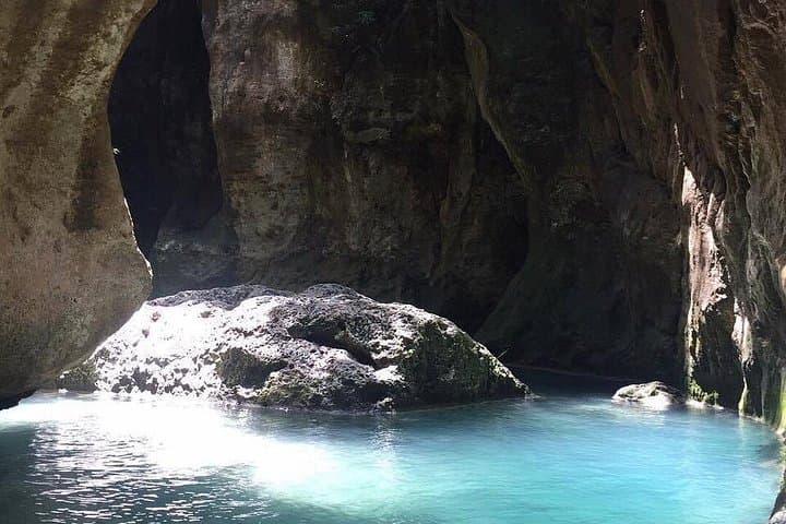 Bassin Bleu Waterfalls Day Trip from Port-au-Prince to Jacmel photo 3
