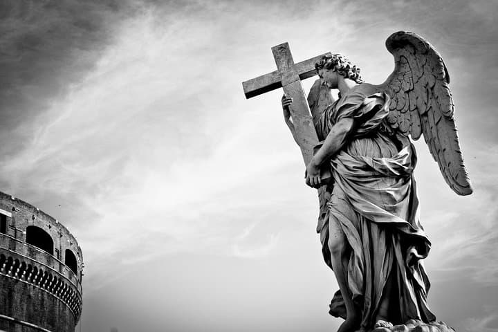 Ghosts of Rome: Secrets and Mysteries Night Walking Tour