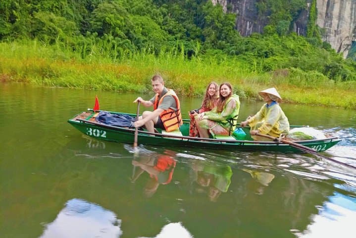Hoa Lu, Tam Coc & Mua Cave: Full-Day Tour from Hanoi with Buffet Lunch photo 4