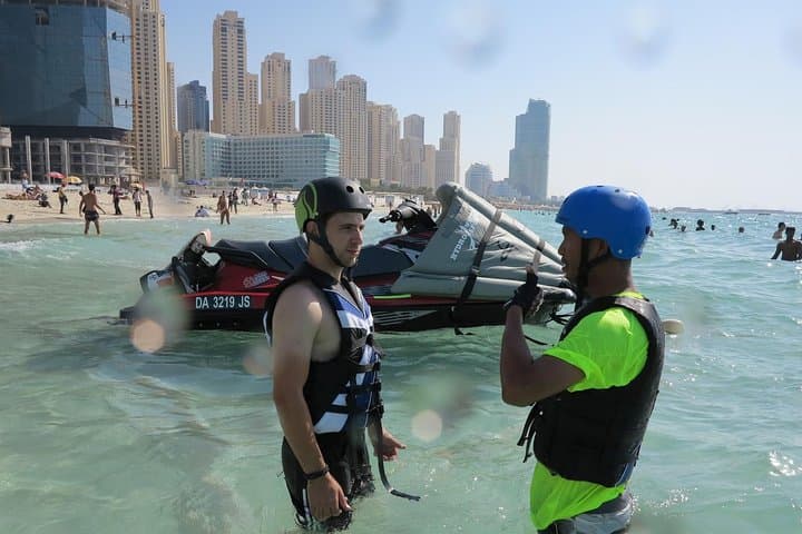 Jet Blade Flyboard Experience in Dubai: Fly Above the Arabian Gulf photo 5