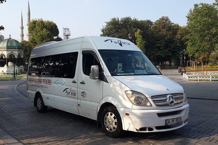 Bosphorus Cruise and Asian Side Tour with Lunch — Istanbul Day Cruise to Camlica Hill & Beylerbeyi photo 4