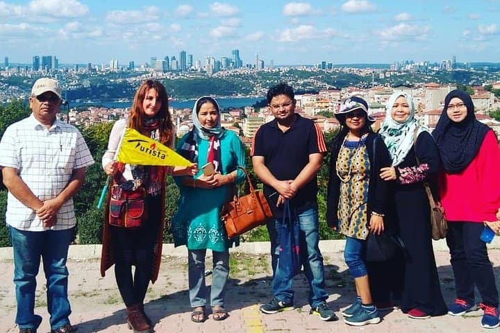 Bosphorus Cruise and Asian Side Tour with Lunch — Istanbul Day Cruise to Camlica Hill & Beylerbeyi photo 5