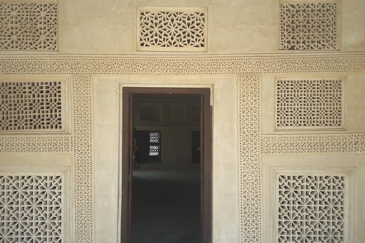 Shared Cultural Transit in Manama: Group Tour to Bahrain Fort, Mosque & Souk from $80 photo 6