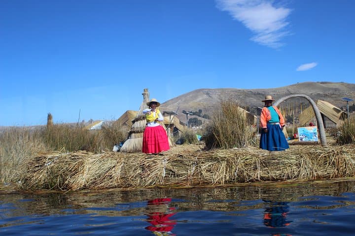 Explore Uros Floating Islands: Half-Day Motorboat Tour from Puno photo 6