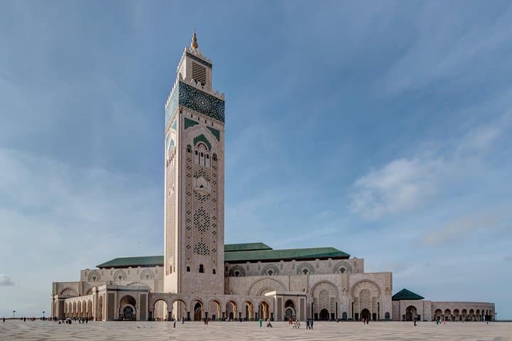 Casablanca in a Day: Hassan II, Habous & Corniche from Marrakech