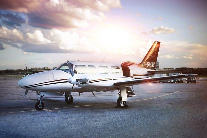 Toronto Aerial Tour: 18-Min Luxury Flight Over CN Tower and Waterfront photo 5