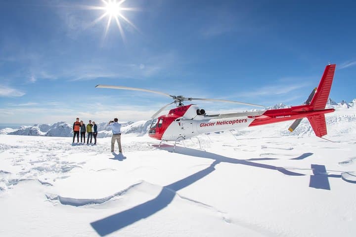 Twin Glacier Helicopter Flight Franz Josef & Fox Snow Landing