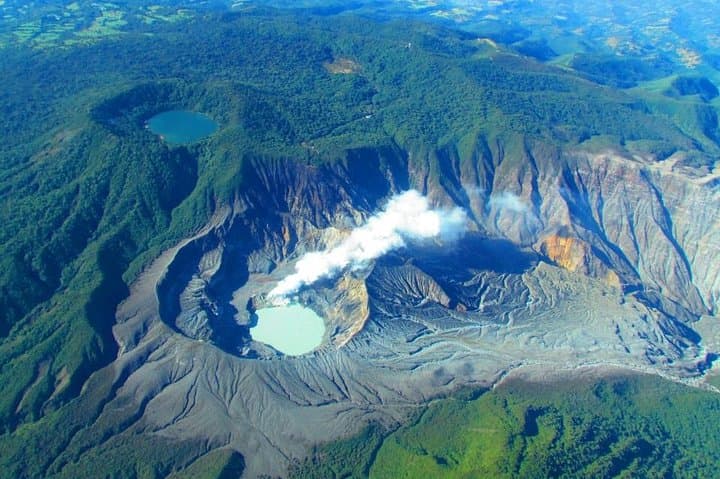 Exploring Poas Volcano and La Paz Waterfall Gardens: A Costa Rica Day Adventure
