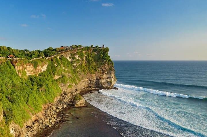 Ocean Walker Bali: Tanjung Benoa to Uluwatu and Jimbaran Sunset Tour photo 3