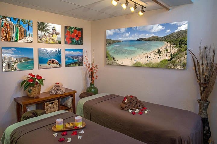 90 Minute Couples Massage in Honolulu — Relaxing Couples Spa Experience Near Ala Moana