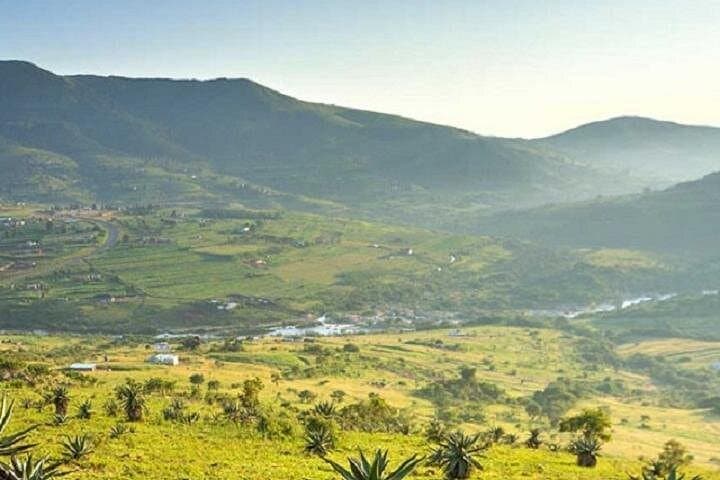 Full-Day Swaziland Day Tour from Nelspruit — Ngwenya Glass, Mantenga Cultural Village & Crafts