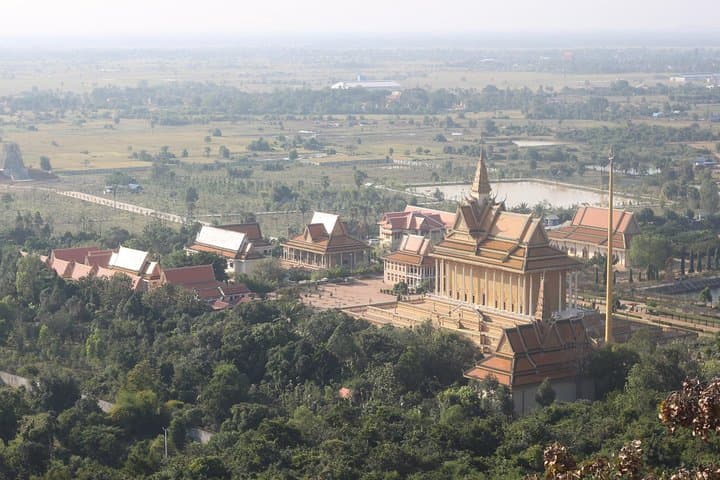 Phnom Penh to Siem Reap: Three-Day Backroad Cycling Along Tonle Sap photo 2