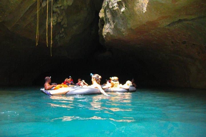 Belize Cave Tubing & Altun Ha Private Tour: Temple Ruins and Underground Rivers photo 2