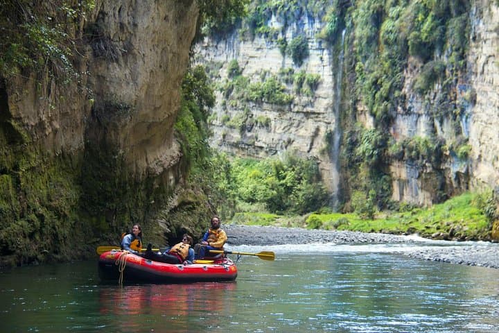 Full-Day Rangitikei River Rafting from River Valley Lodge photo 2