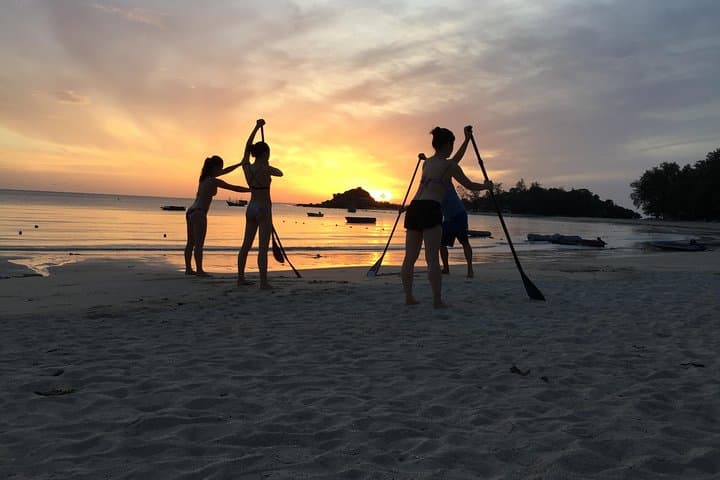 SUP Yoga in Koh Samui: Stand-Up Paddleboard Yoga Classes in Bophut Bay photo 2