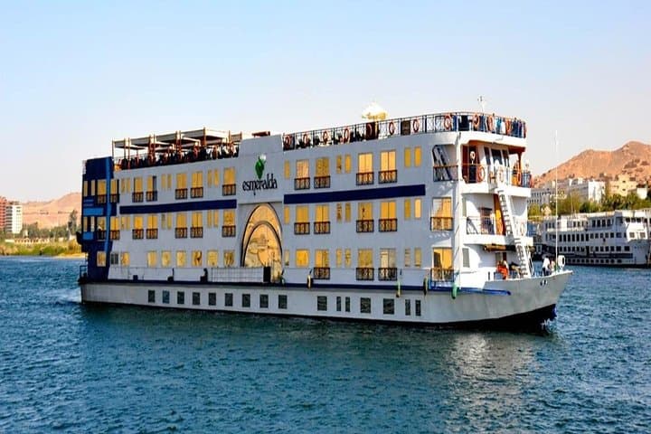 9-Day Egypt Tour: Cairo, Nile Cruise & Red Sea Hurghada