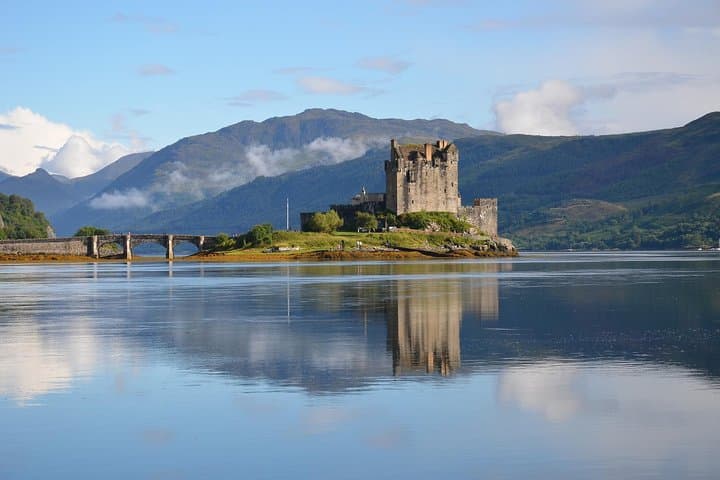 Isle of Skye and Eilean Donan Castle Day Tour from Inverness