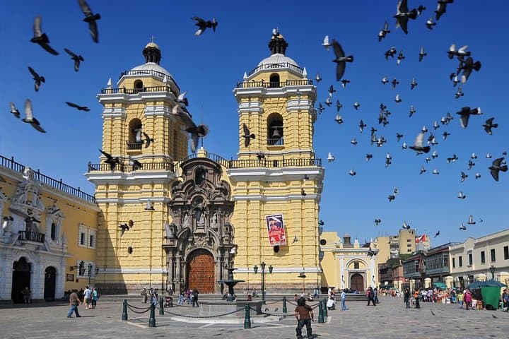 Lima Full-Day Small-Group City Tour: Pachacamac, Barranco & Magic Water Circuit photo 3