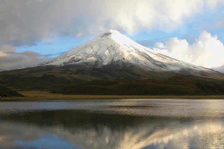 Full-Day Cotopaxi National Park and Quilotoa Tour from Quito photo 2