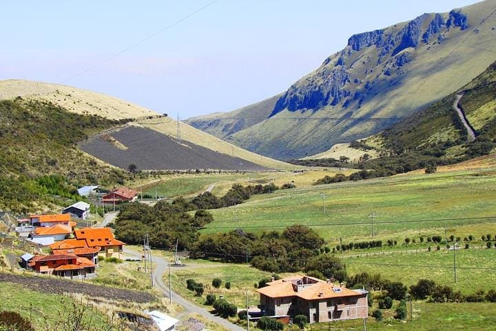 Papallacta Thermal Baths Day Trip from Quito: Soak Beneath the Andean Peaks photo 4