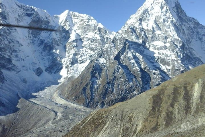 Everest Base Camp Trek with Helicopter Return to Lukla — 9-Day Khumbu Adventure photo 2