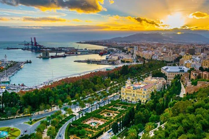 Sunset Views & Old Town Walk: Malaga Highlights and Gibralfaro Viewpoint Tour