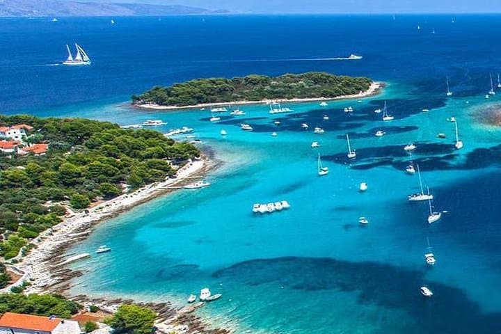 Private Blue Lagoon & 3-Island Day Trip from Split photo 4