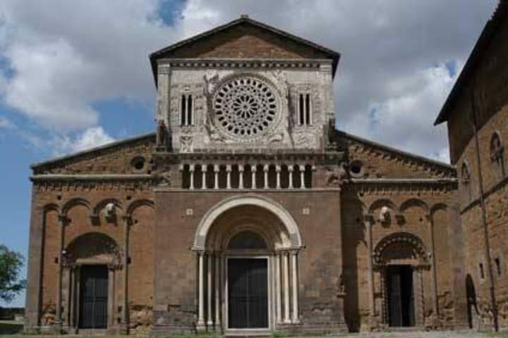 Tarquinia and Tuscania Day Tour from Civitavecchia: Etruscan Tombs & Medieval Churches photo 2