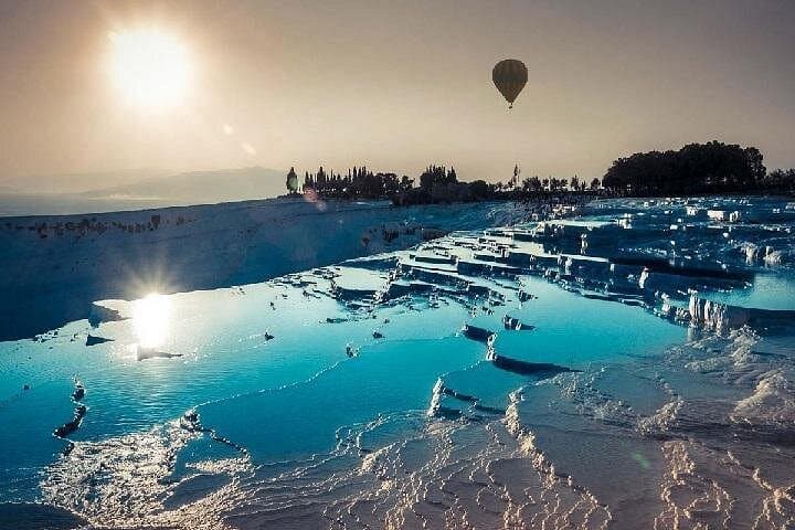 Pamukkale Hot Air Balloon Sunrise Tour — Breakfast & Champagne Over the Travertines photo 2