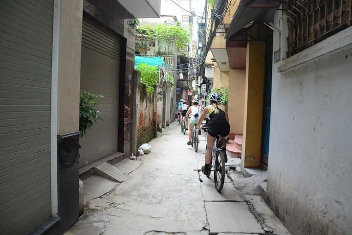 Half-Day Hanoi Bicycle Tour: Long Bien Bridge, Railway Street & Red River Island photo 4