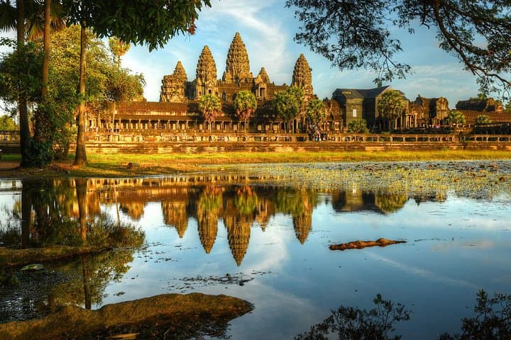 Angkor Wat, Ta Prohm & Bayon: One-Day Temples Tour from Siem Reap