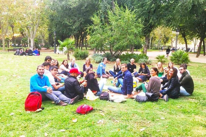 Madrid Picnic Experience: Games, Snacks & Park Tour from Puerta del Sol photo 2