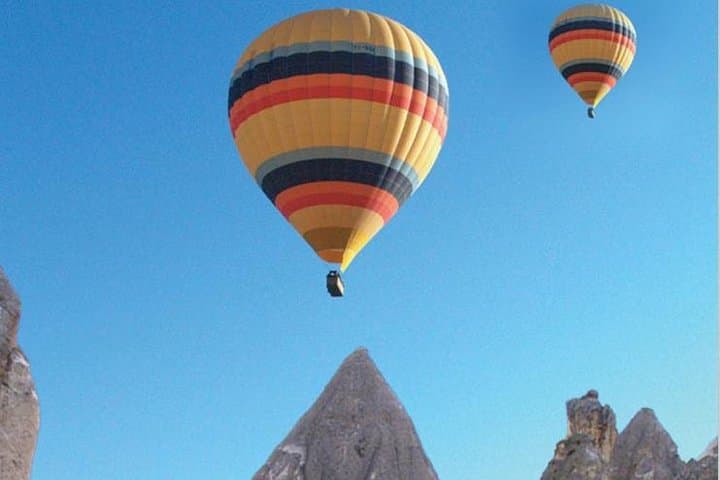 Sunrise Hot Air Balloon Flight Over Cappadocia's Göreme Valleys photo 6
