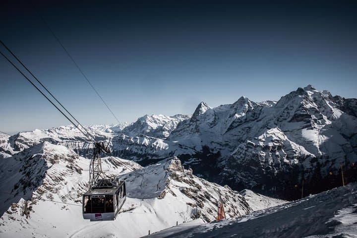 Schilthorn Summit & James Bond Experience: Day Trip to Interlaken from Lausanne