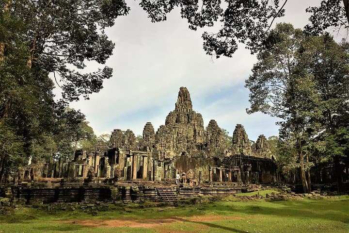 Angkor Grand Tour by Bike: Preah Khan, Ta Som & Pre Rup photo 3