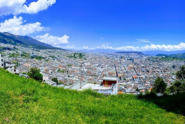 Cable Car and Horseback Ride to Cruz Loma — Half-Day Quito Teleférico Adventure photo 4