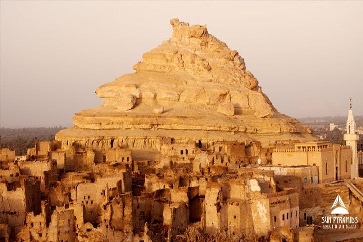 siwa-oasis-5-day-desert-short-break-with-4x4-safari photo 3