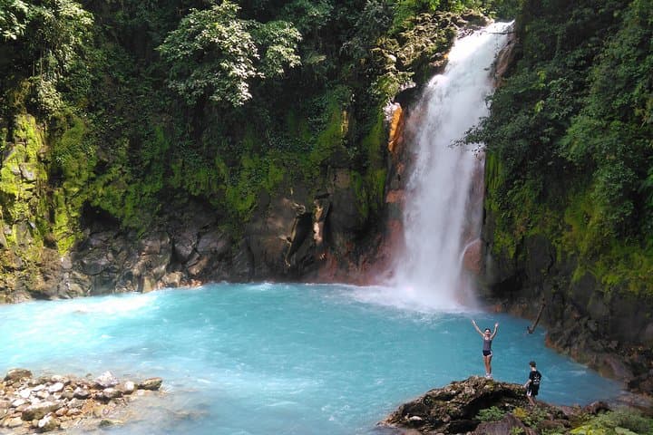 Rio Celeste Waterfall & Sloth Encounter Tour — Tenorio National Park Day Trip photo 5