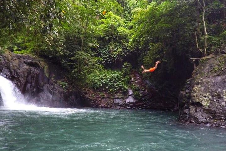 Aling-Aling Waterfall Day Tour: Jump, Slide and Swim from Bali with Ulun Danu Visit