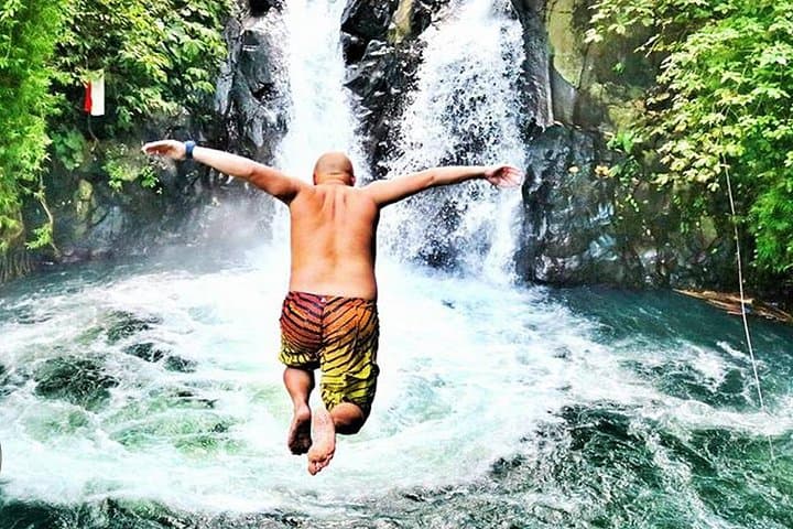 Aling-Aling Waterfall Day Tour: Jump, Slide and Swim from Bali with Ulun Danu Visit photo 6
