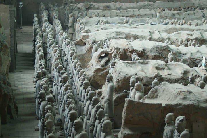 Xi'an 2-Day Private Tour: Terracotta Army & Mount Huashan Hike photo 4