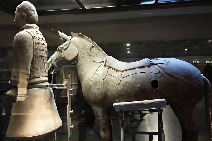 Xi'an Terracotta Warriors Day Tour: Dumplings & Tang Dynasty Show photo 3